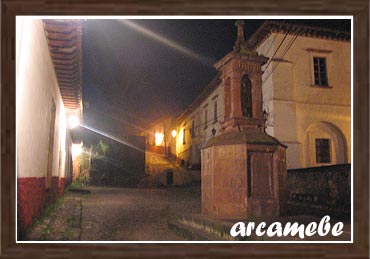 Pilas de la Ciudad - Pátzcuaro de Noche